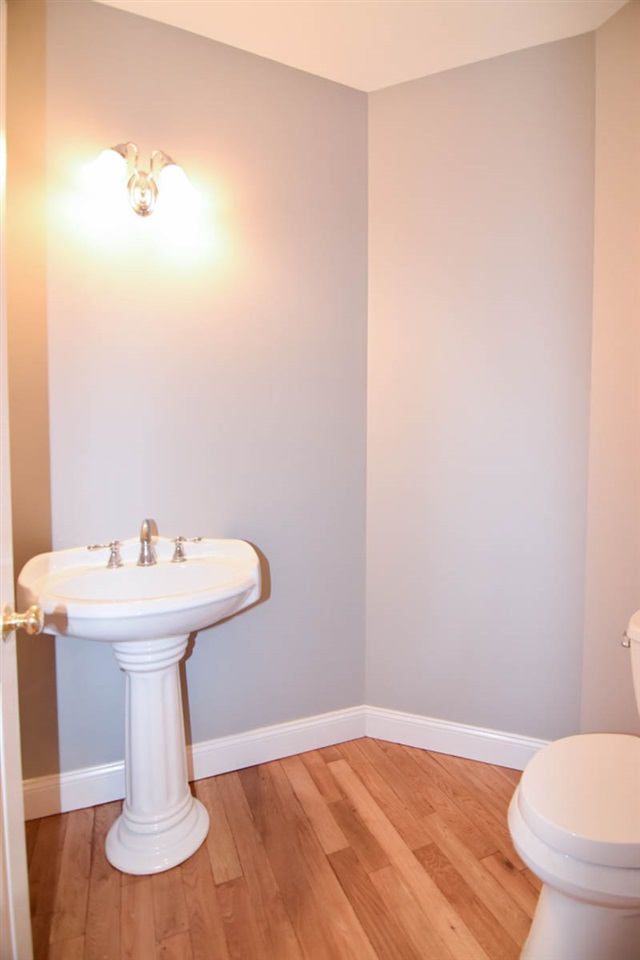 285 Pleasant Pond Road Hopkinton, NH 03229 - Photo 12 of 29