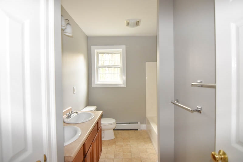 285 Pleasant Pond Road Hopkinton, NH 03229 - Photo 21 of 29