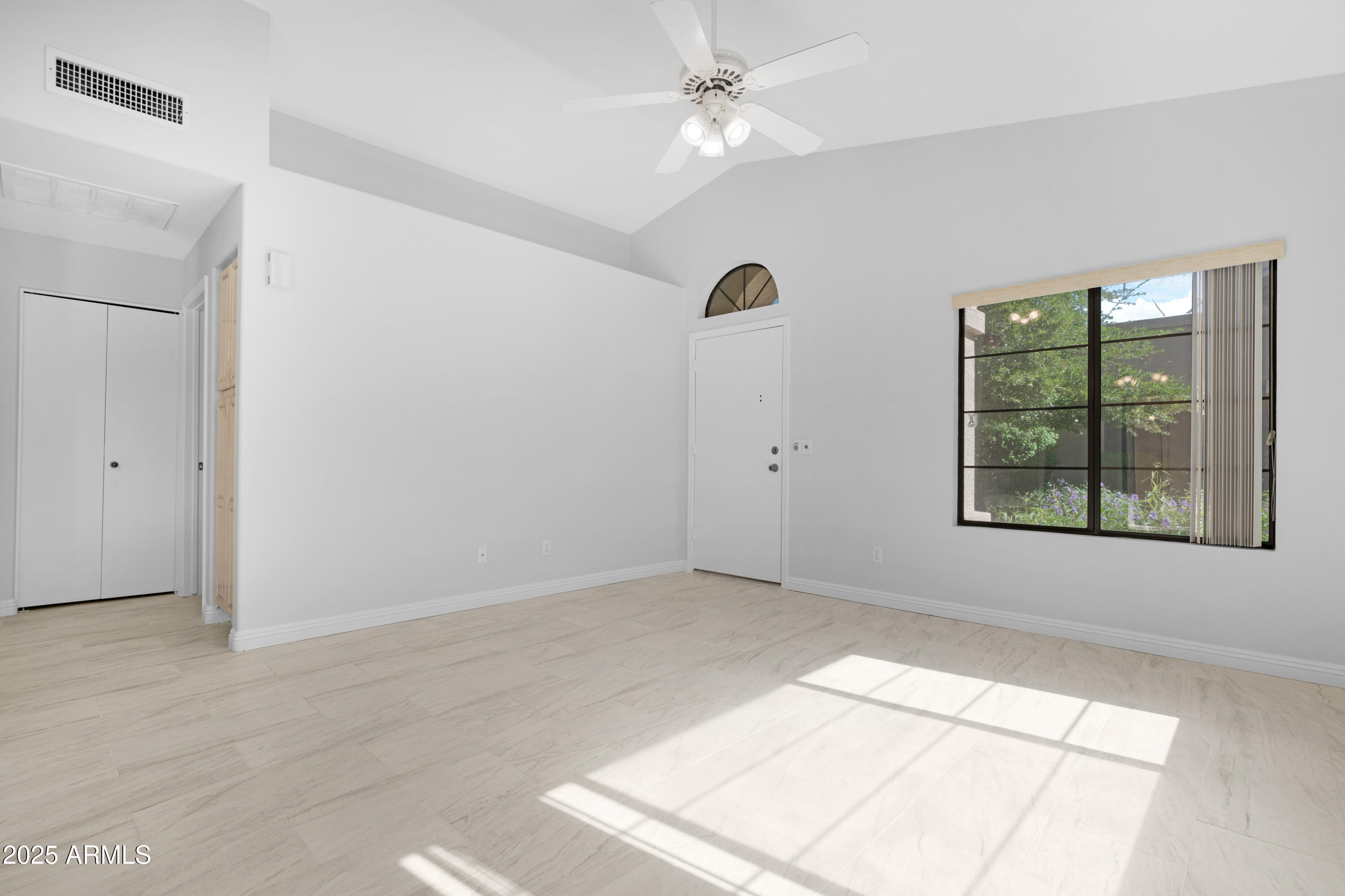 14300 West Bell Road, Unit 392 Surprise, AZ 85374 - Photo 13 of 61 Gallery Image 13