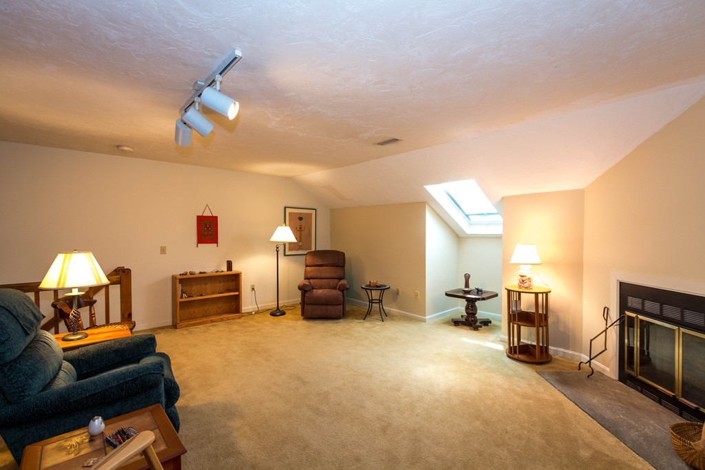 1 Apple Ridge Road, Unit 4 Maynard, MA 01754 - Photo 13 of 17 Gallery Image 13