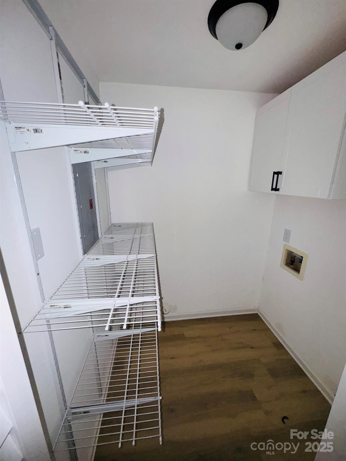 229 Windsor Point Road Columbia, SC 29223 - Photo 3 of 8 a bathroom with a sink