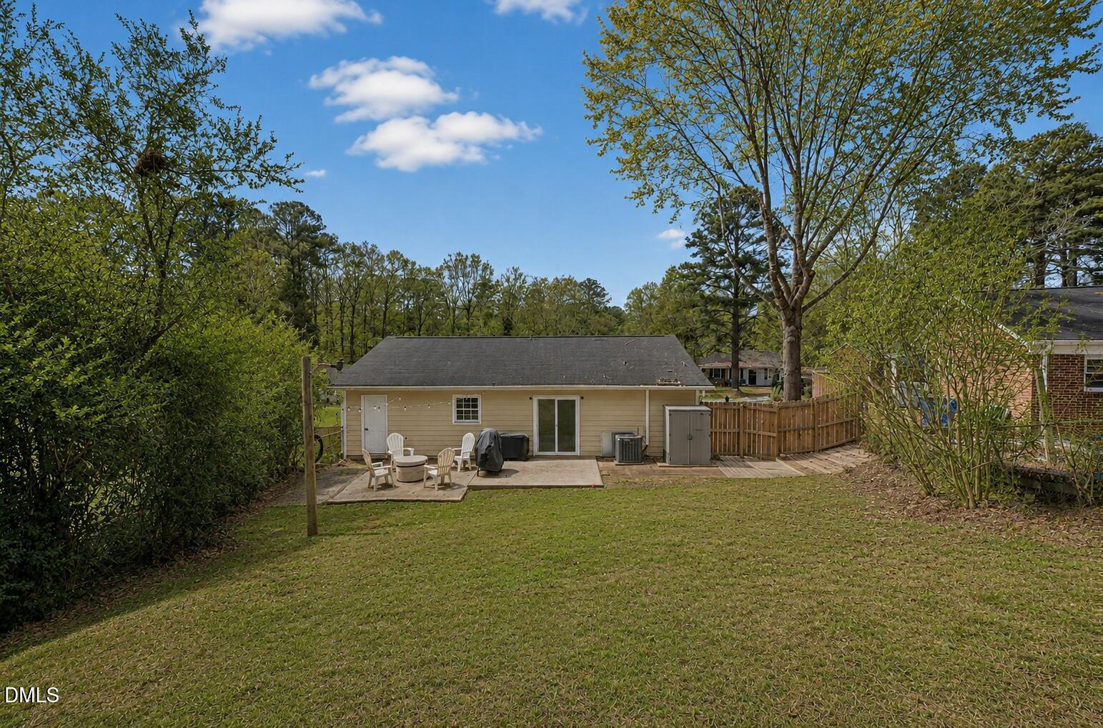 2708 Plainsfield Circle Raleigh, NC 27610 - Photo 34 of 35