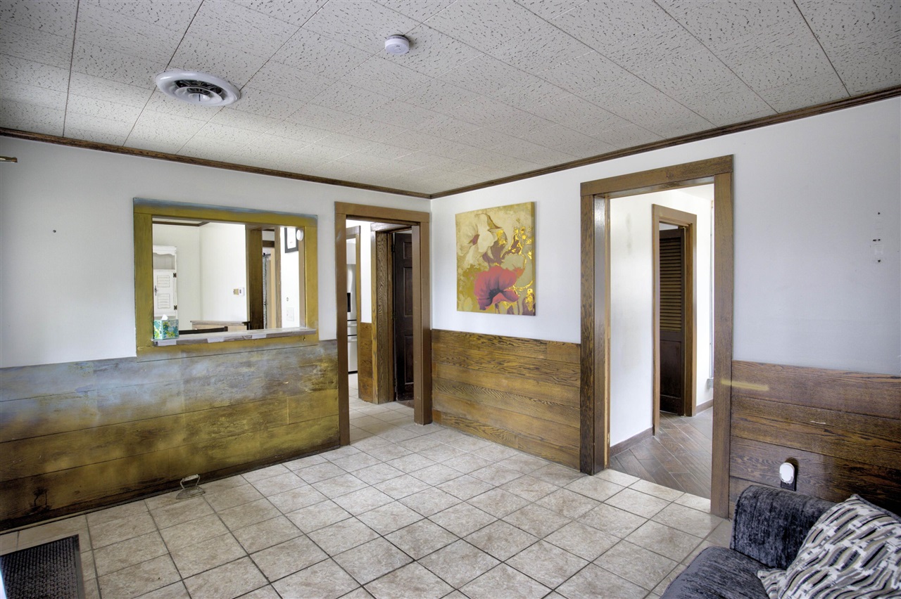 4491 South Jackson Road Jackson, MI 49203 - Photo 6 of 77
