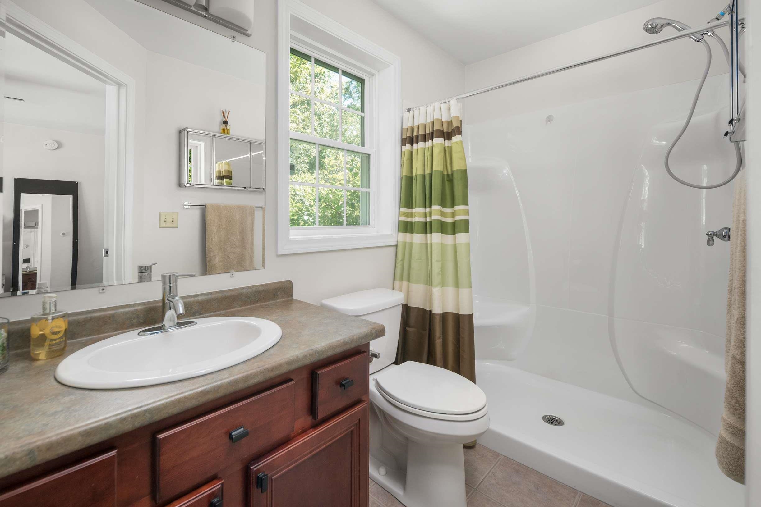 14 North Village Road York, ME 03902 - Photo 17 of 30 Gallery Image 17
