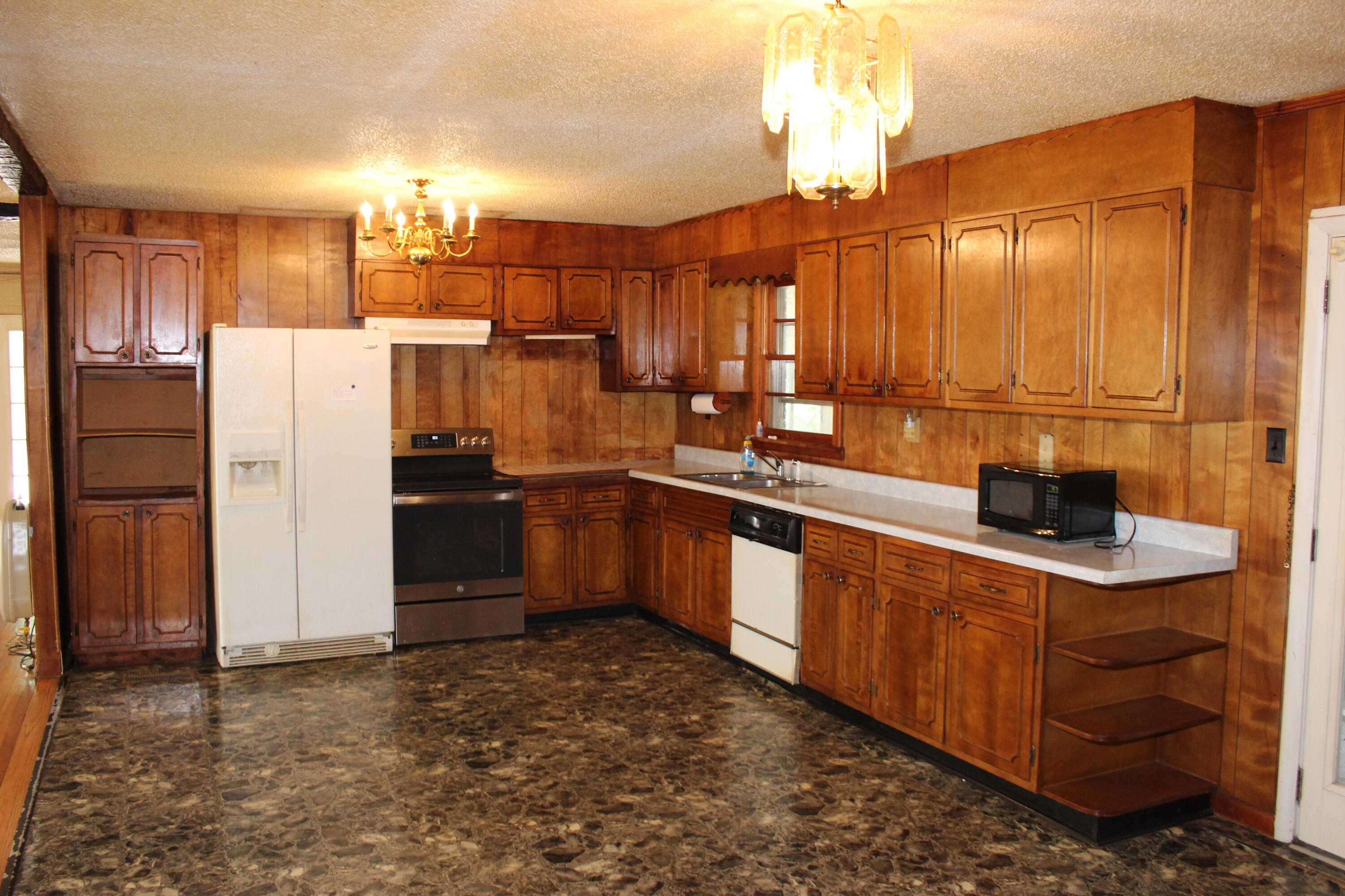 635 Main Street Palmer, TN 37365 - Photo 16 of 27 IMG_1580