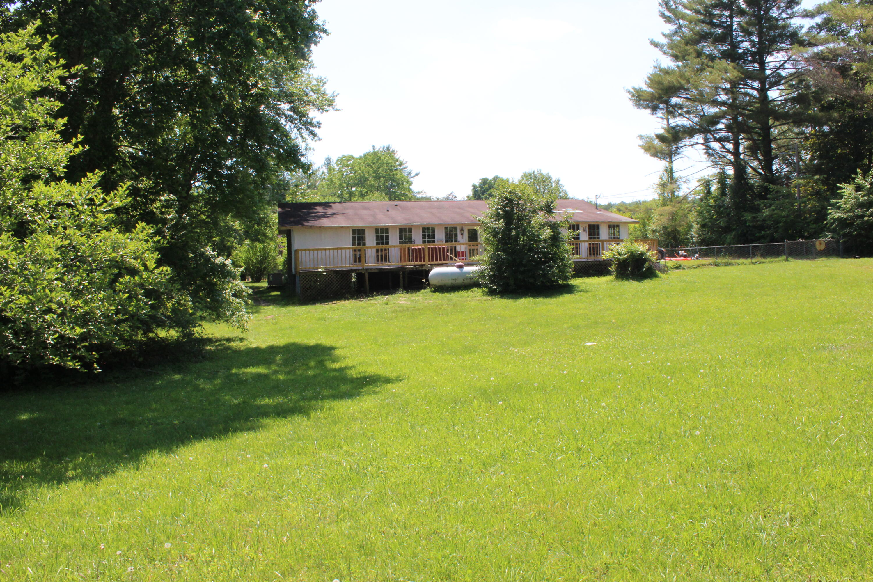 635 Main Street Palmer, TN 37365 - Photo 4 of 27 IMG_1501