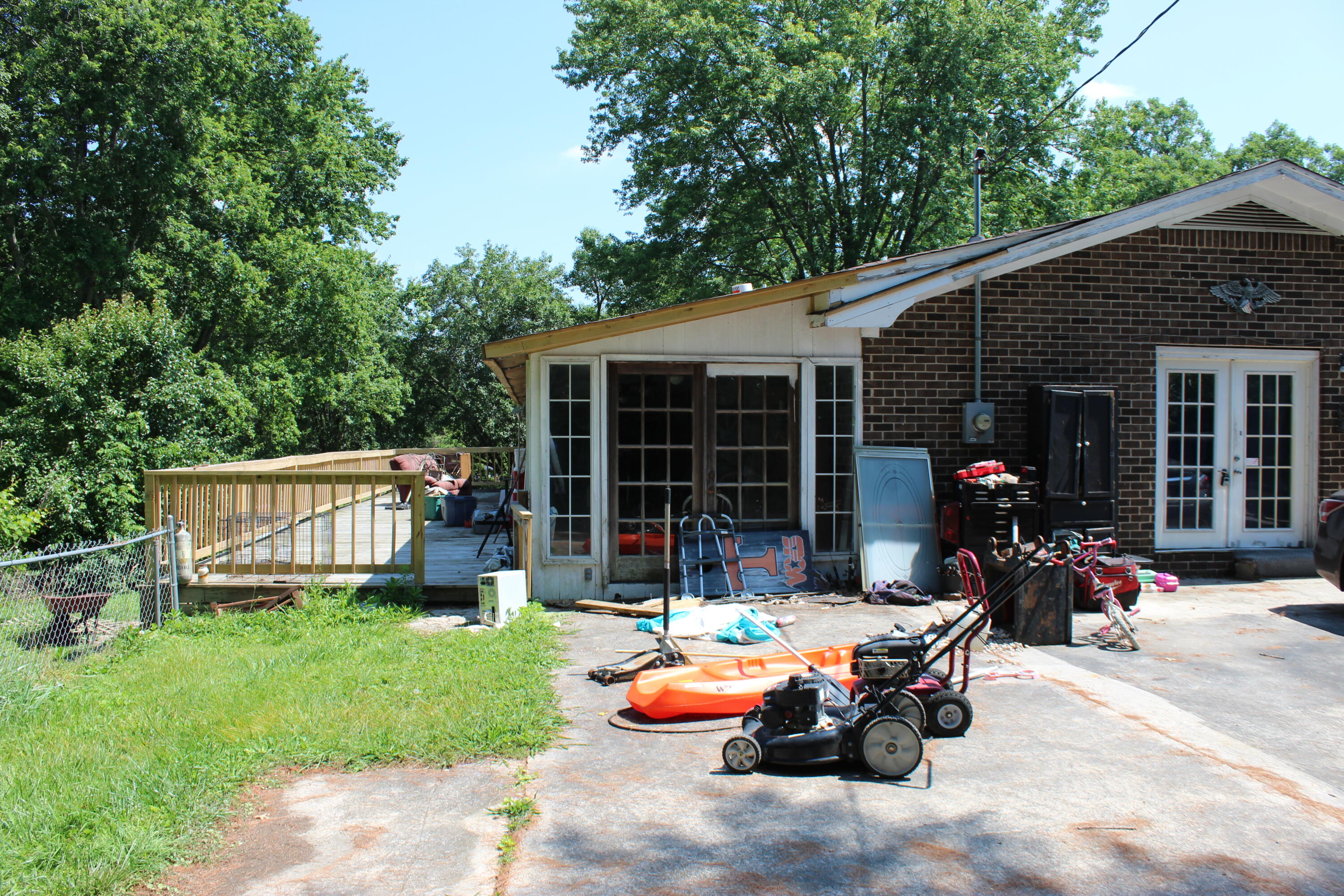 635 Main Street Palmer, TN 37365 - Photo 6 of 27 IMG_1504