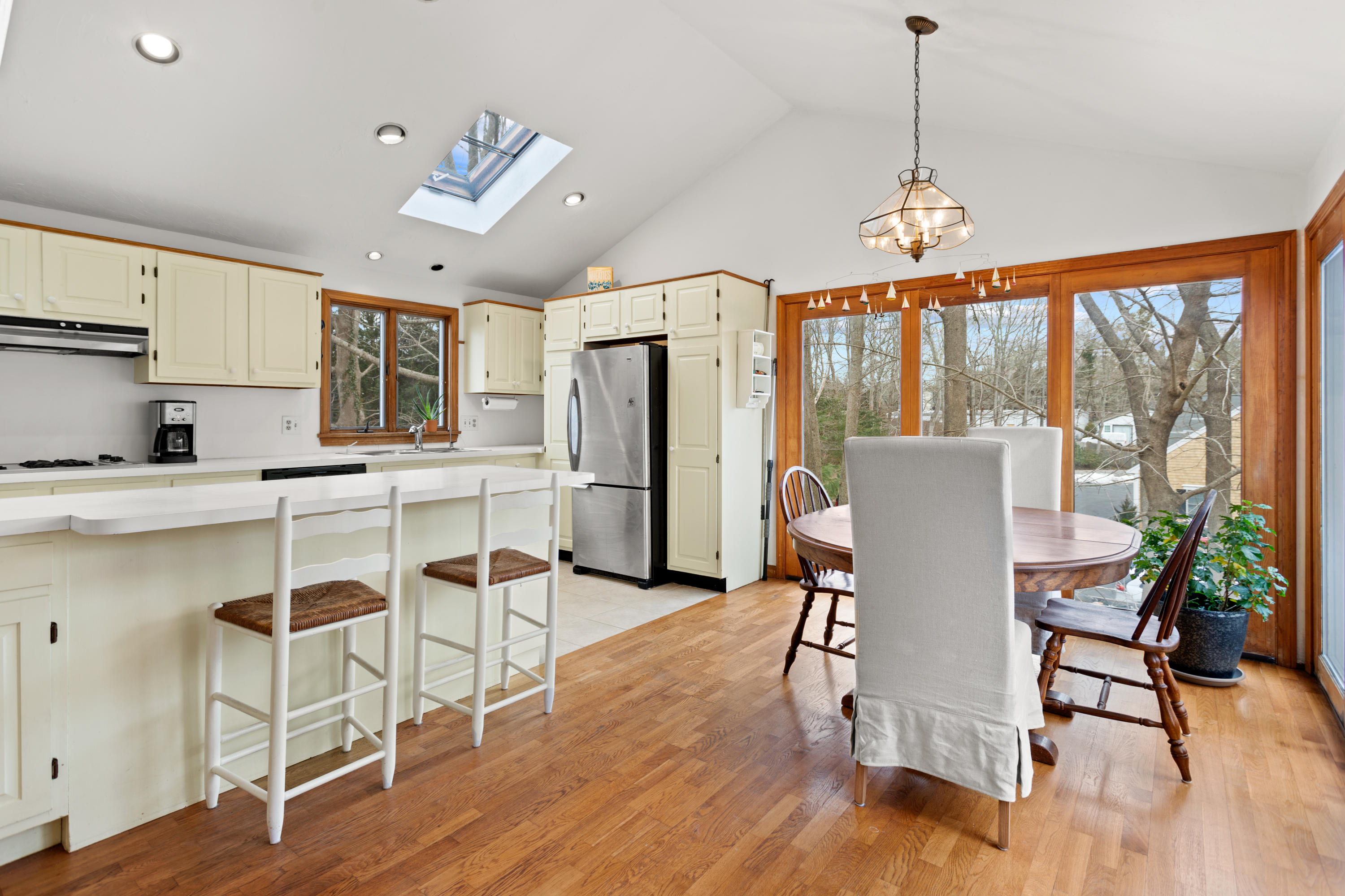 19 East Bay Road Osterville, MA 02655 - Photo 22 of 43 19 East Bay Rd. High Res-4