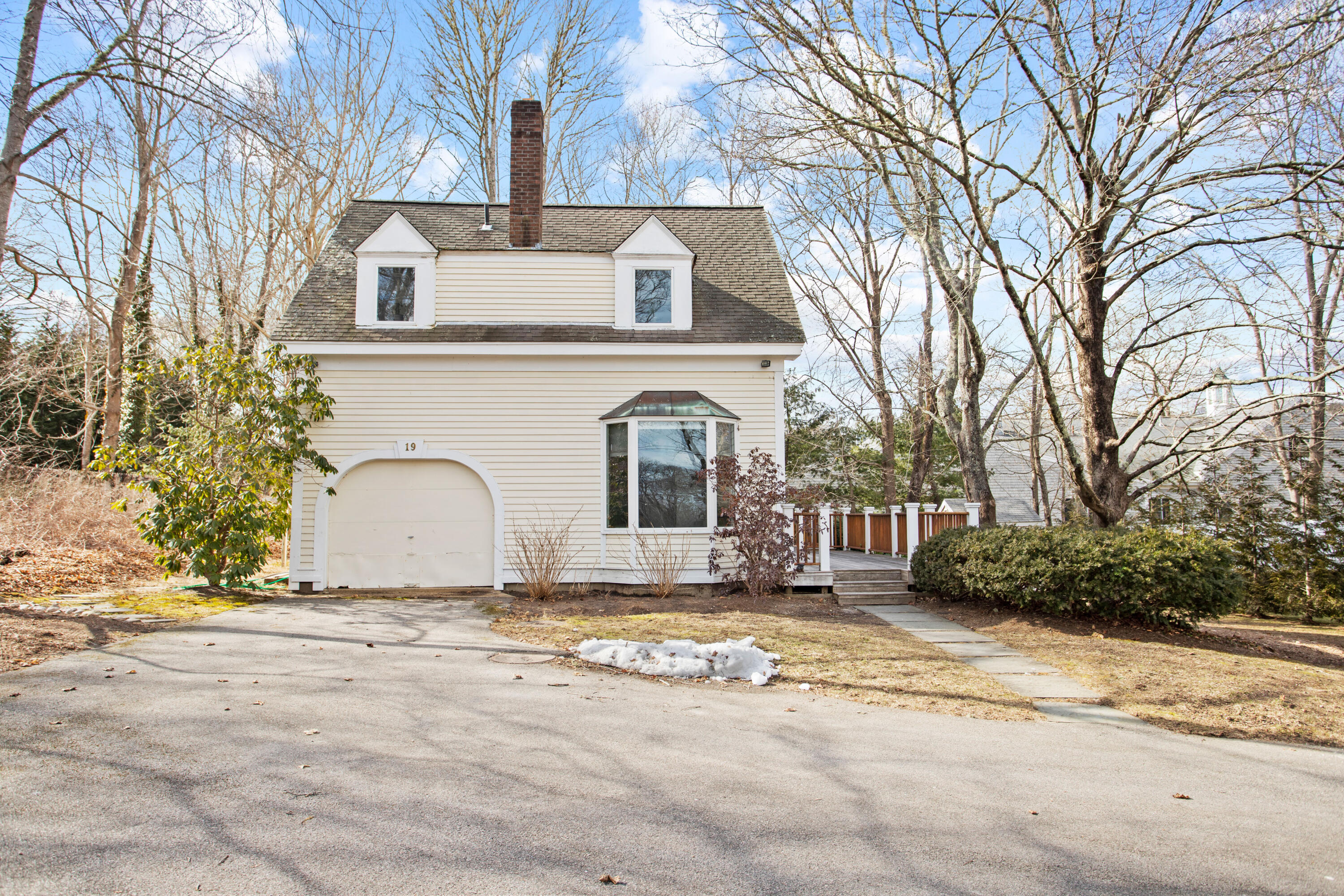 19 East Bay Road Osterville, MA 02655 - Photo 6 of 43 19 East Bay Rd. High Res-46