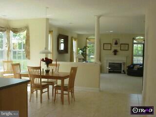 424 Colts Run Road Williamstown, NJ 08094 - Photo 3 of 5