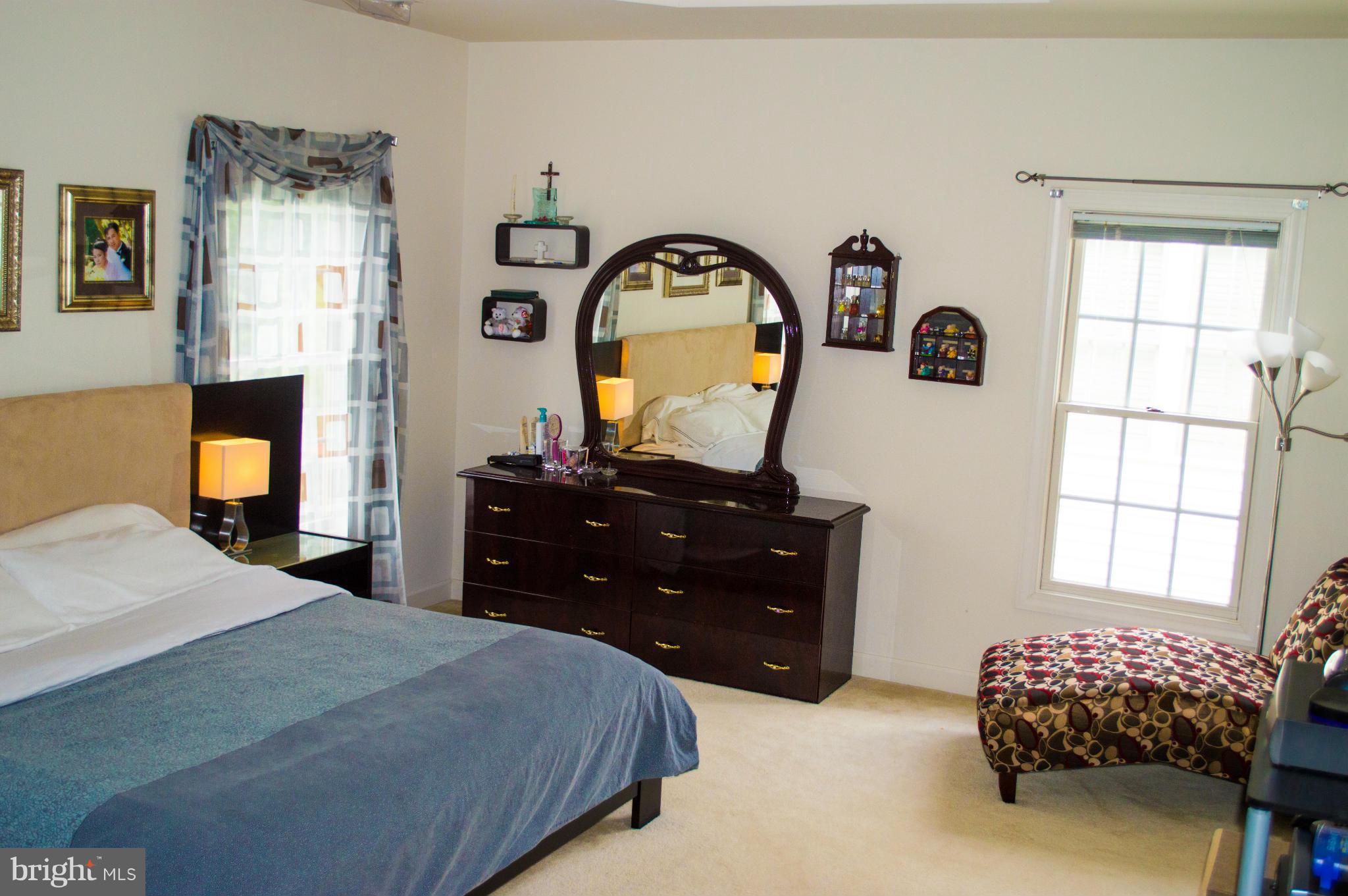 8552 Center Road Springfield, VA 22152 - Photo 16 of 30 Bedroom (Master)