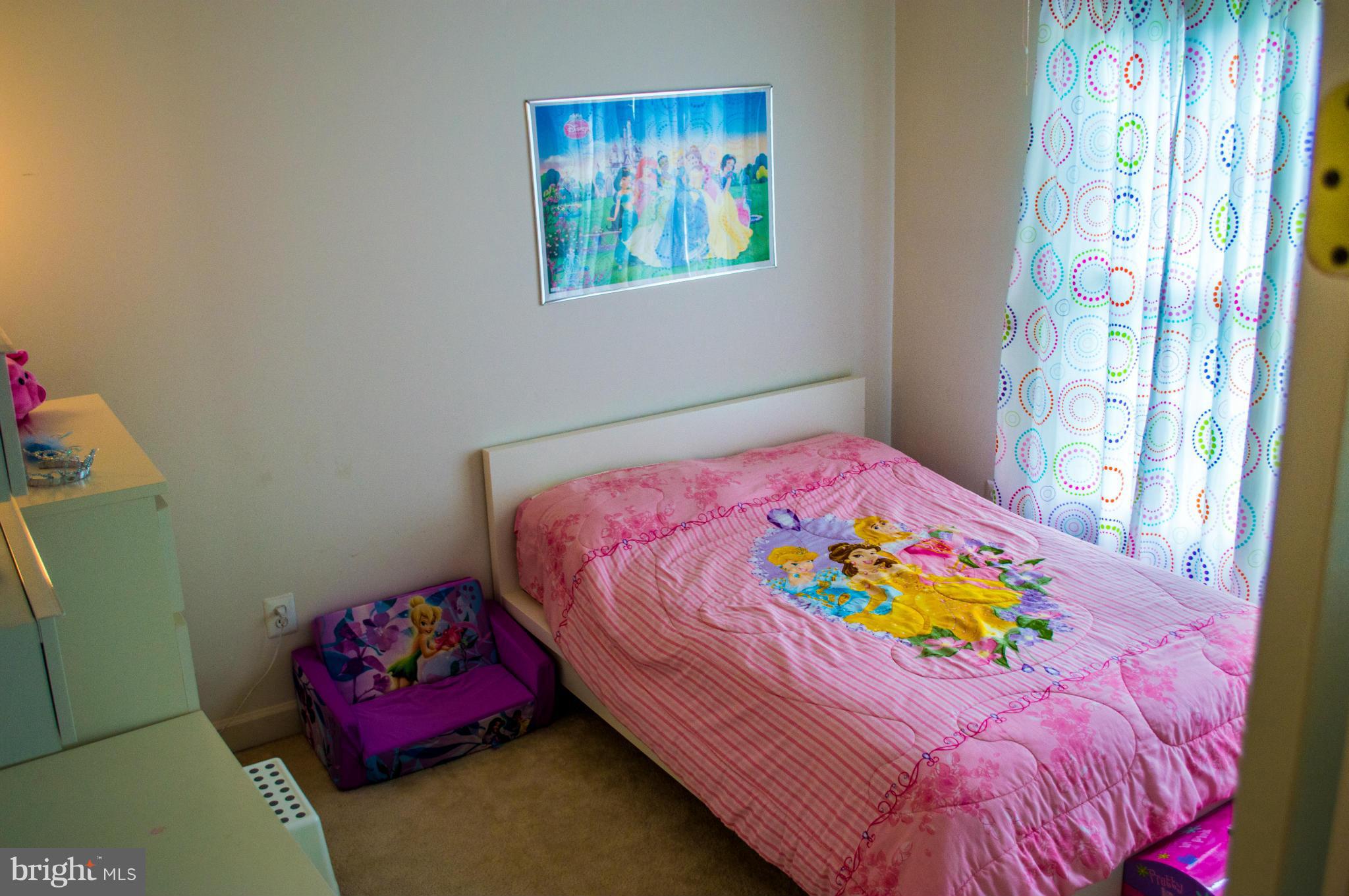 8552 Center Road Springfield, VA 22152 - Photo 21 of 30 Bedroom