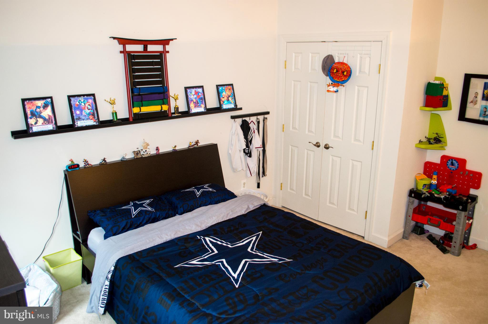 8552 Center Road Springfield, VA 22152 - Photo 22 of 30 Bedroom