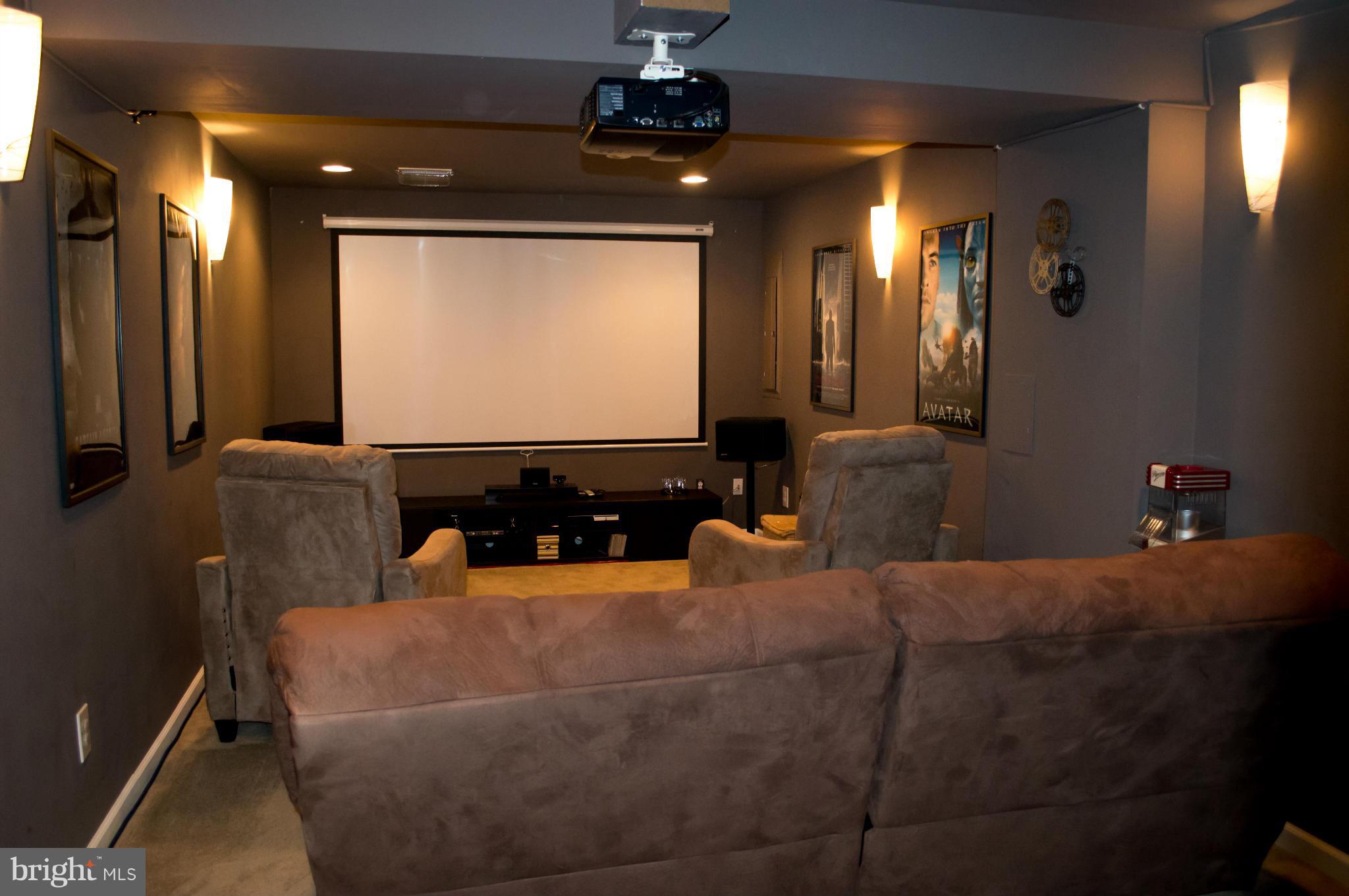 8552 Center Road Springfield, VA 22152 - Photo 23 of 30 Media room