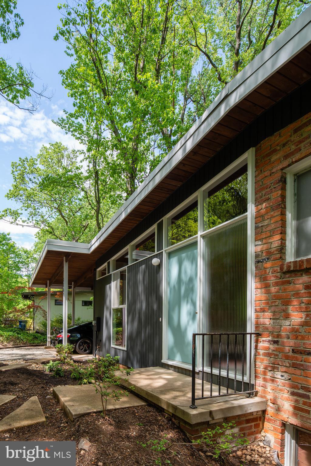 3347 Sheffield Court Falls Church, VA 22042 - Photo 51 of 53 Gallery Image 51