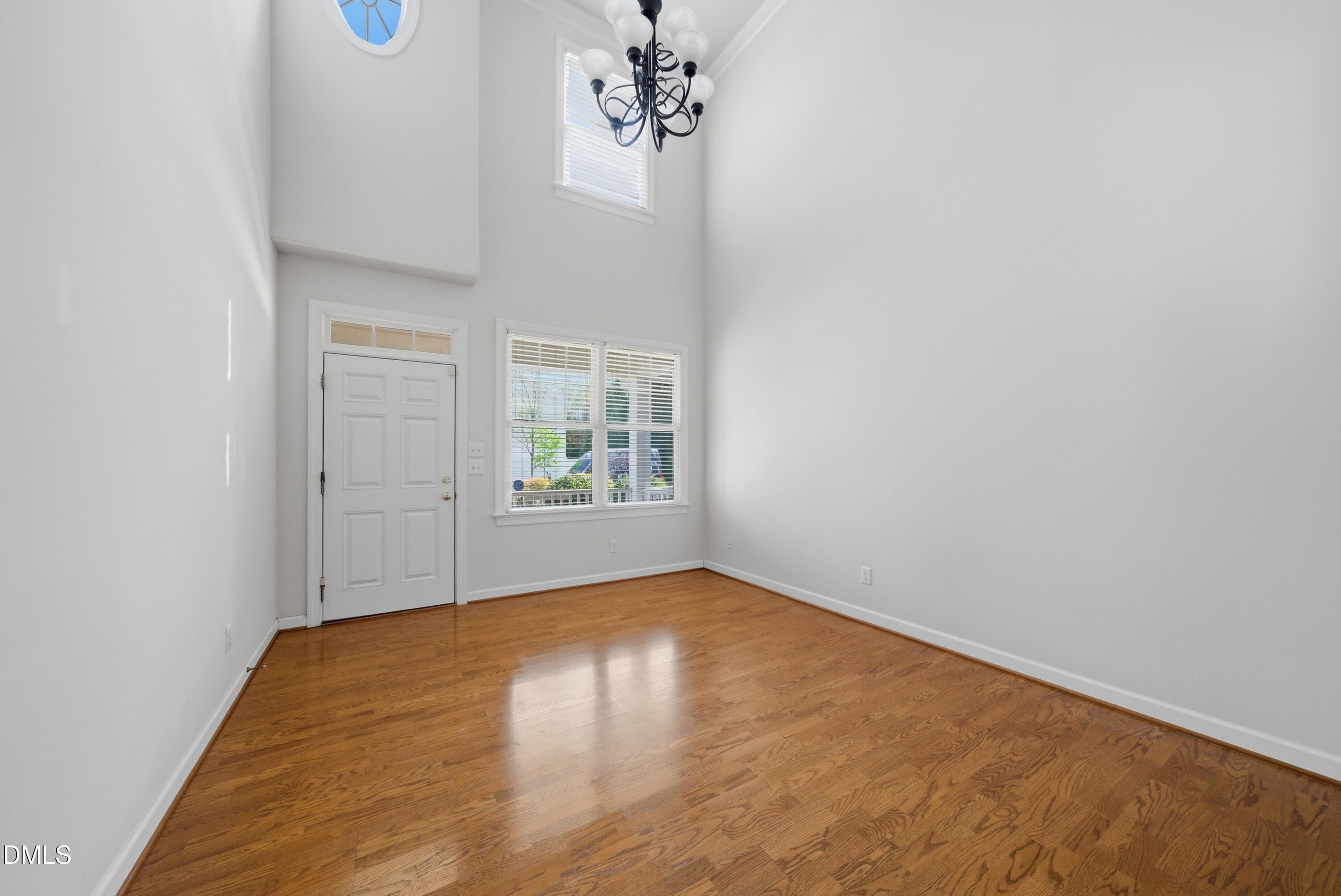 8019 Satillo Lane Raleigh, NC 27616 - Photo 5 of 34 DSC04517