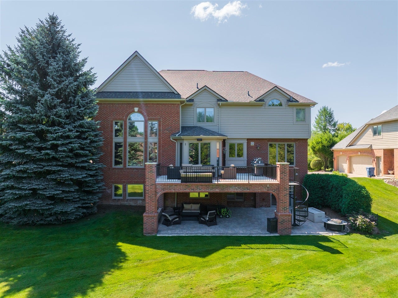 2910 North Addison Circle Rochester, MI 48306 - Photo 43 of 57 Gallery Image 43