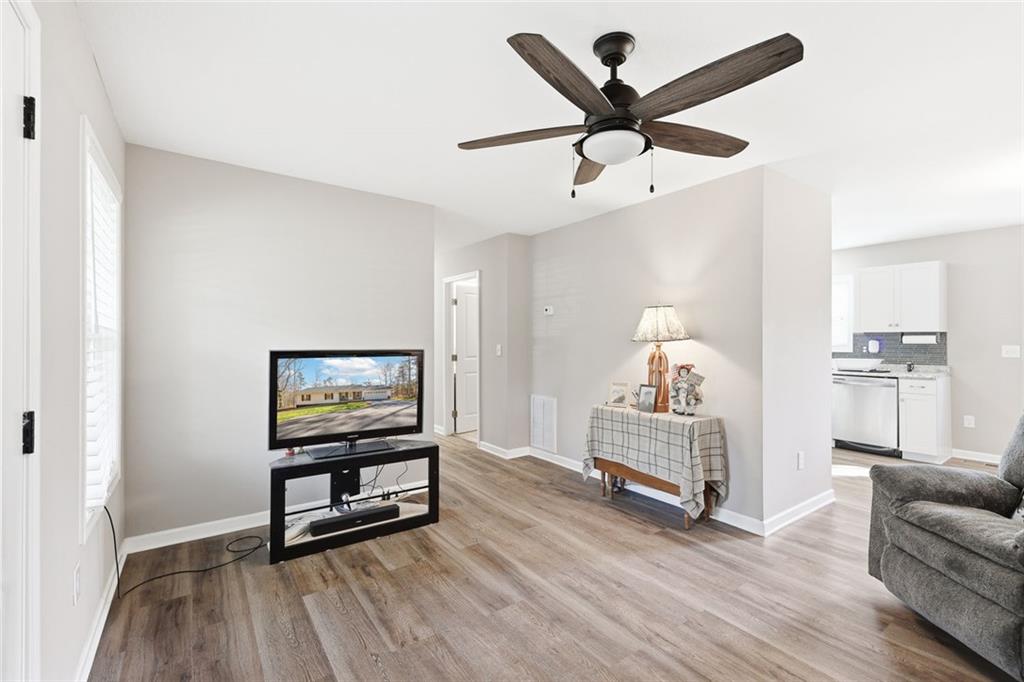 3642 Williams Bridge Road Toccoa, GA 30577 - Photo 6 of 25