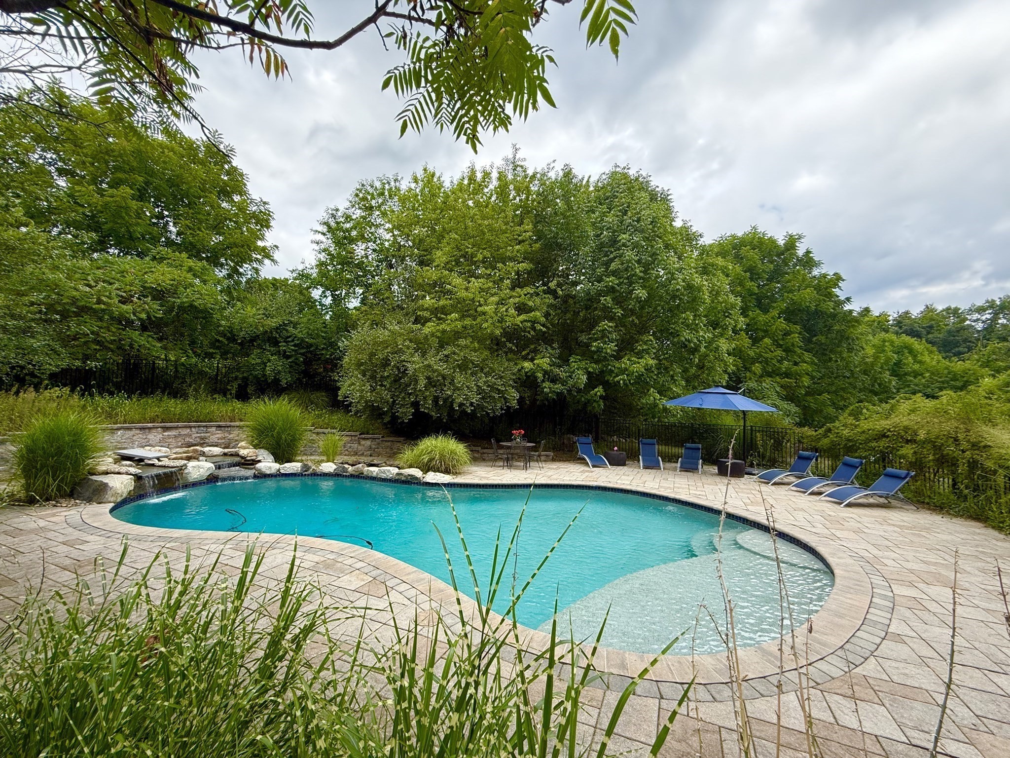 27 Little Pond Road Merrimac, MA 01860 - Photo 2 of 26 Gallery Image 2