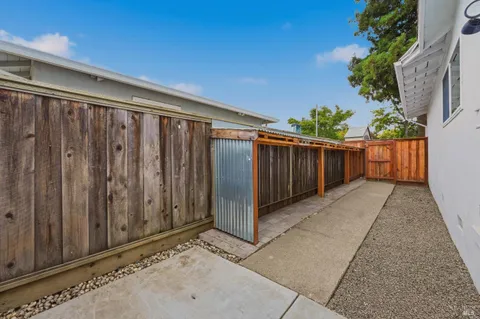 $649,000 | 2529 Merced Street, Napa, CA 94558