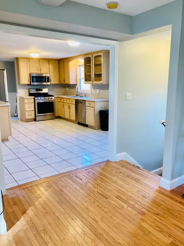 $3,200 | 74 Kilrea Road, Unit R, Derry, NH 03038