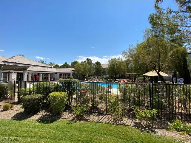$1,275 | 7255 West Sunset Road, Unit 2054, Las Vegas, NV 89113