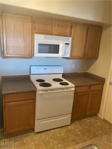 $1,275 | 7255 West Sunset Road, Unit 2054, Las Vegas, NV 89113
