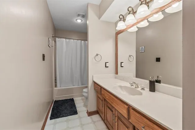 $437,500 | 2536 Bent Tree Circle, Lee's Summit, MO 64081