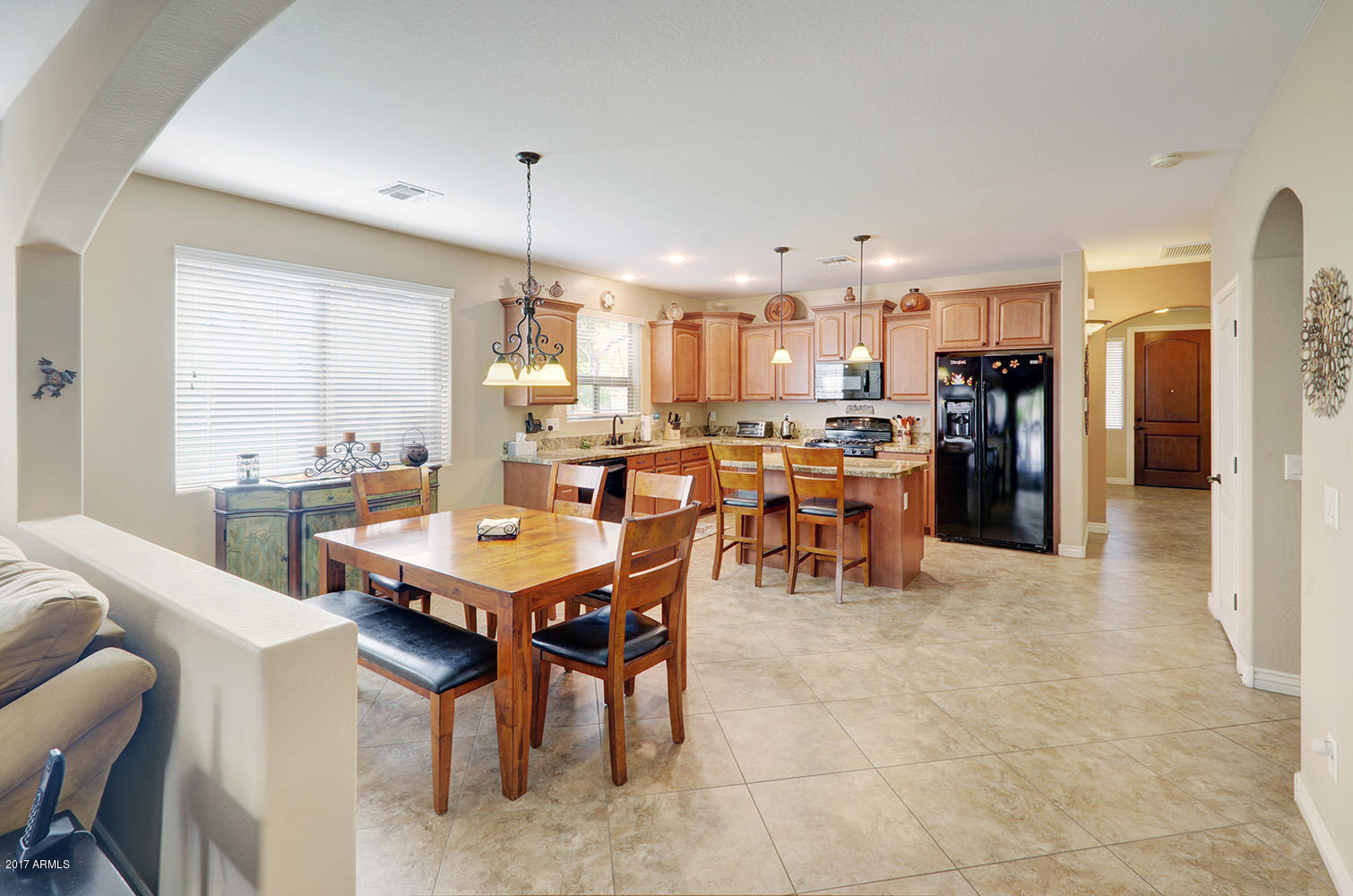4318 East Folgers Road Phoenix, AZ 85050 - Photo 18 of 31 Kitchen