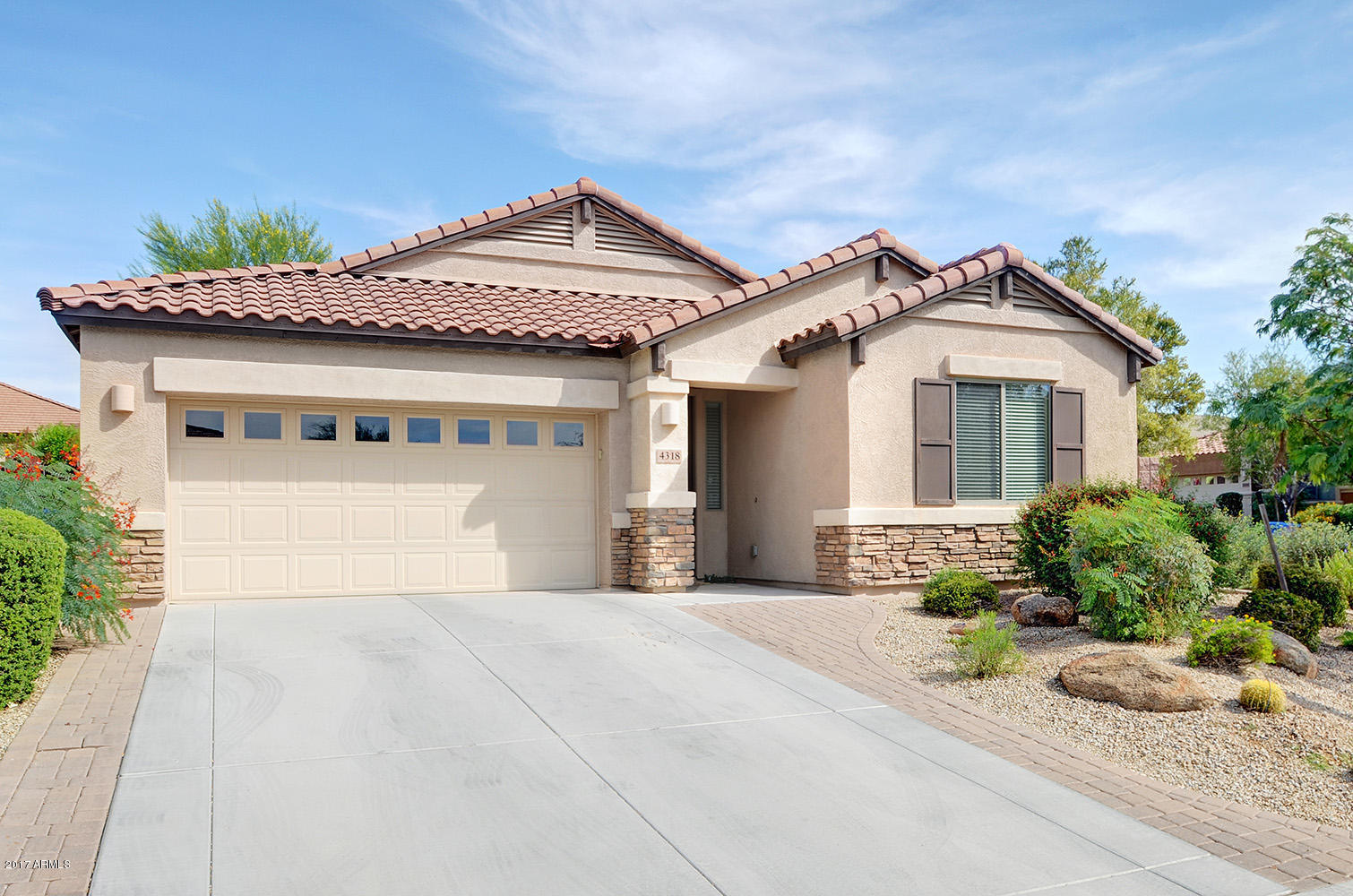 4318 East Folgers Road Phoenix, AZ 85050 - Photo 7 of 31 Front