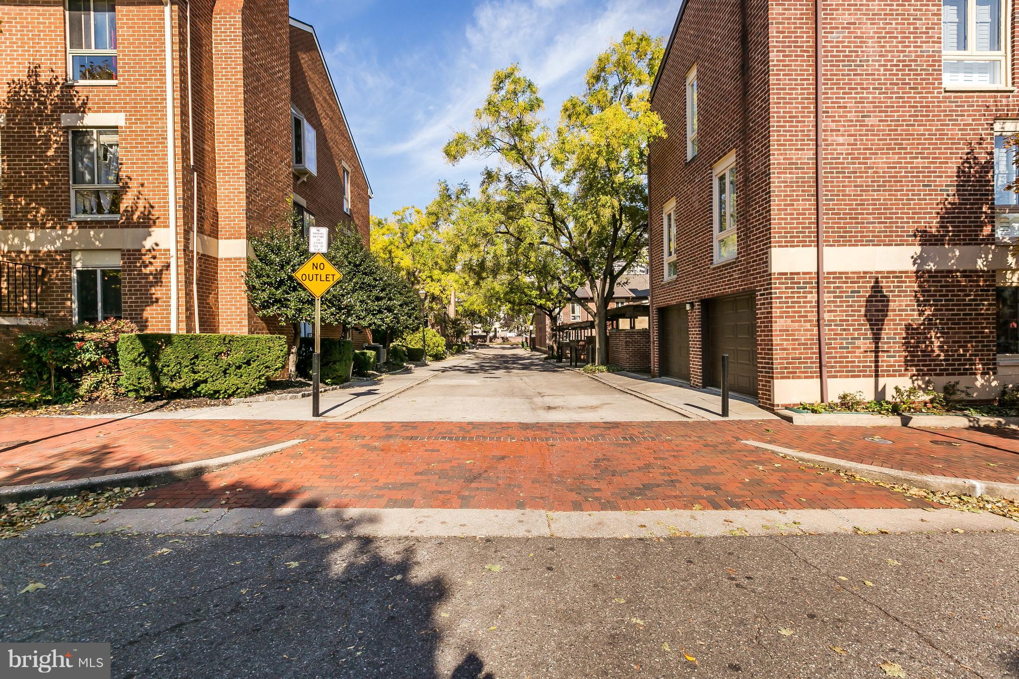 123 West Conway Street, Unit R58 Baltimore, MD 21201 - Photo 25 of 28 100 blk of Barre, turn at sign then turn left.