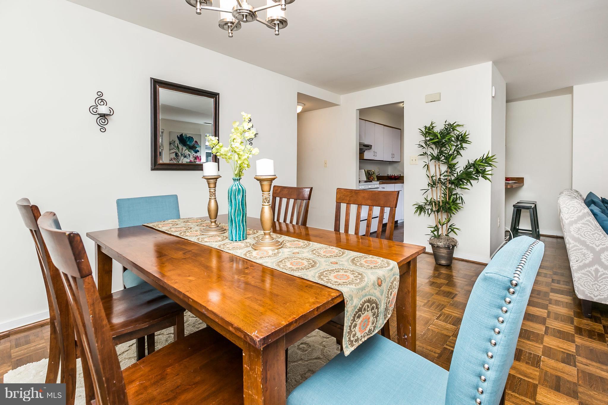 123 West Conway Street, Unit R58 Baltimore, MD 21201 - Photo 9 of 28 Open to living room for gracious entertaining.