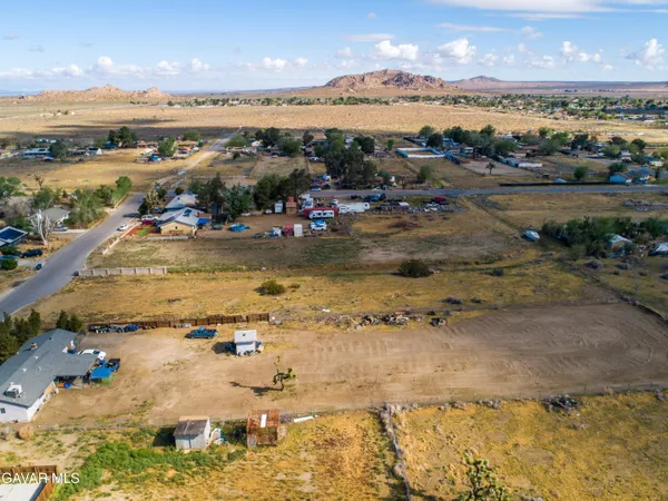 $74,000 | 0 152nd Vic Grey Stallio St Lake East, Lancaster, CA 93535