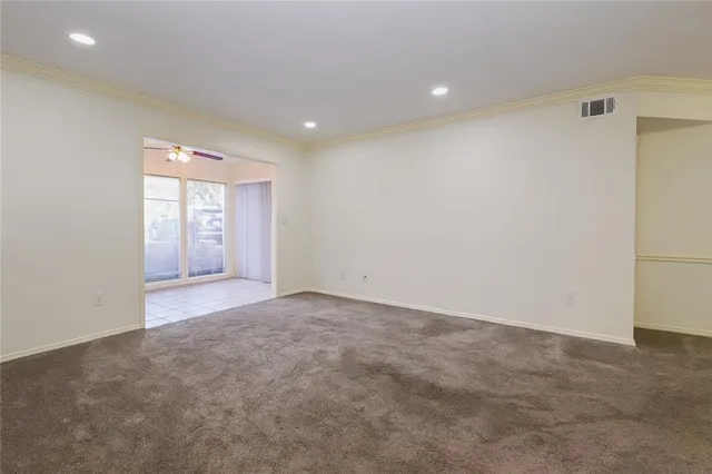 $1,550 | 208 Natchez Trace, Sandy Springs, GA 30350