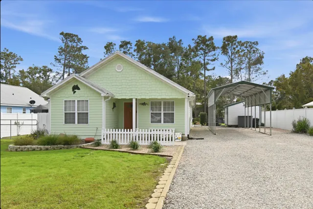 $359,000 | 455 King's Creek Circle, Steinhatchee, FL 32359