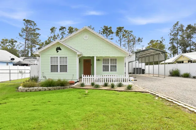 $359,000 | 455 King's Creek Circle, Steinhatchee, FL 32359