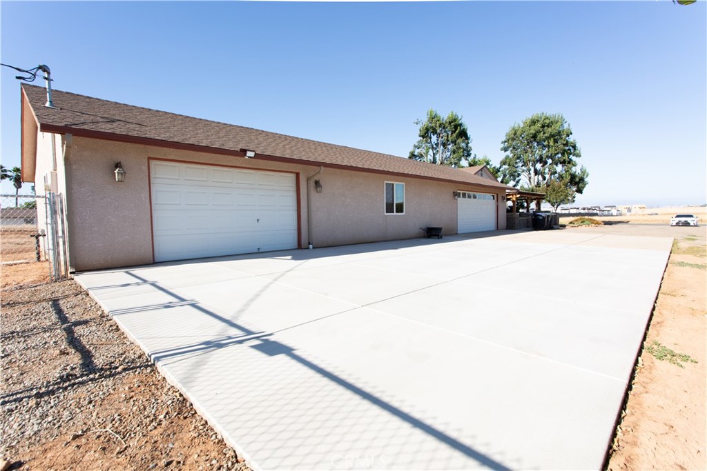 14304 Huntington Road Madera, CA 93636 - Photo 31 of 44