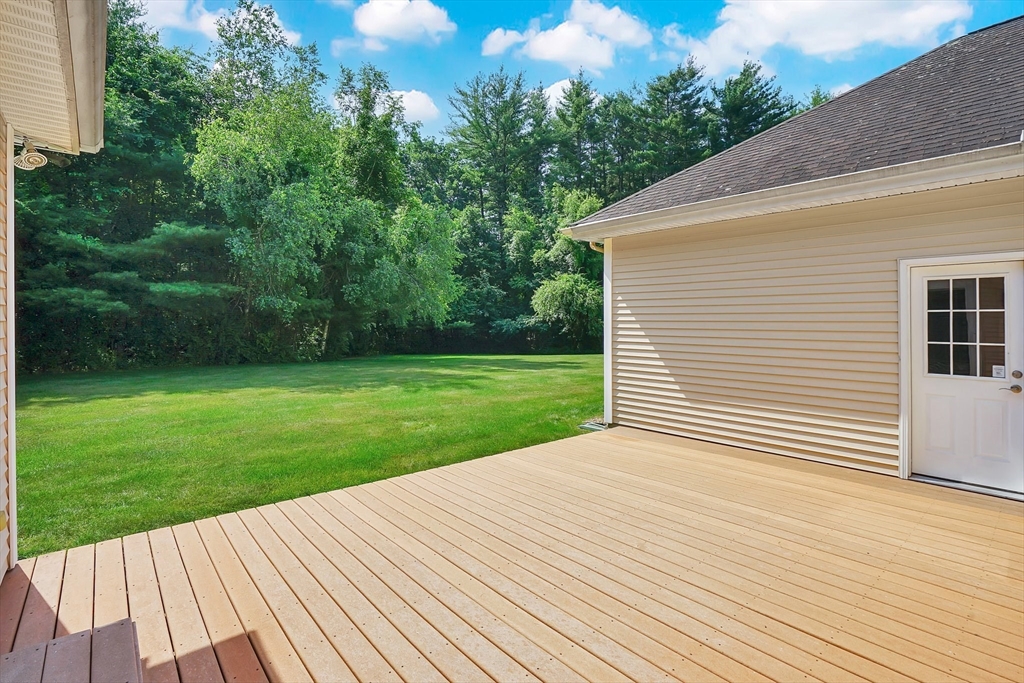 89 Nottingham Drive East Longmeadow, MA 01028 - Photo 35 of 40 a view of a backyard with a garden