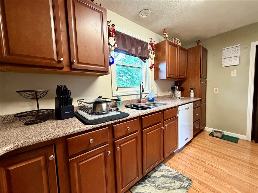 100 Panto Road Warwick, RI 02886 - Photo 8 of 13