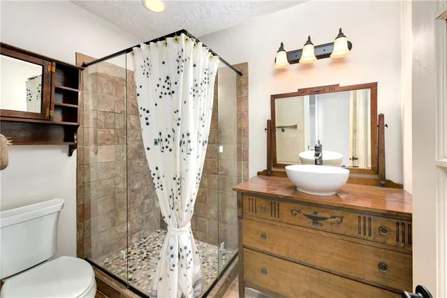 $175,000 | 528 South Crane Street, Independence, MO 64050