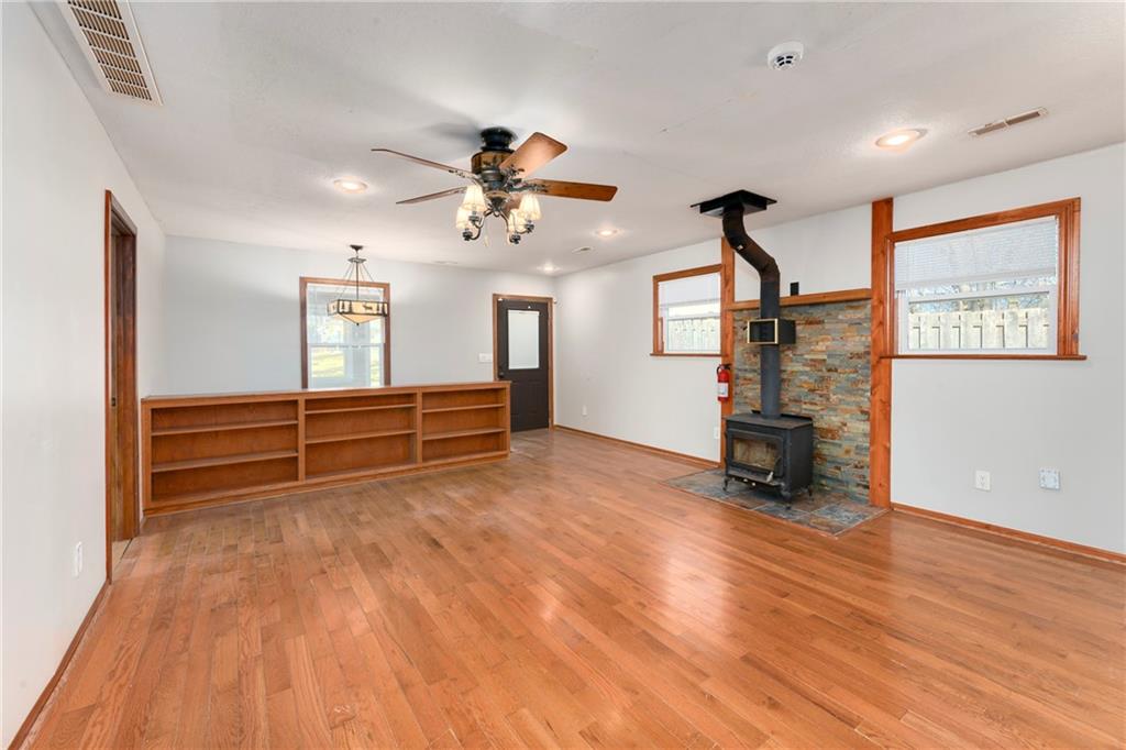 528 South Crane Street Independence, MO 64050 - Photo 20 of 35