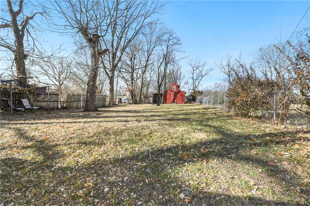 528 South Crane Street Independence, MO 64050 - Photo 31 of 35