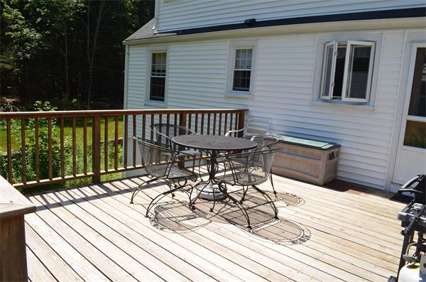 196 Oxbow Road Wayland, MA 01778 - Photo 23 of 26