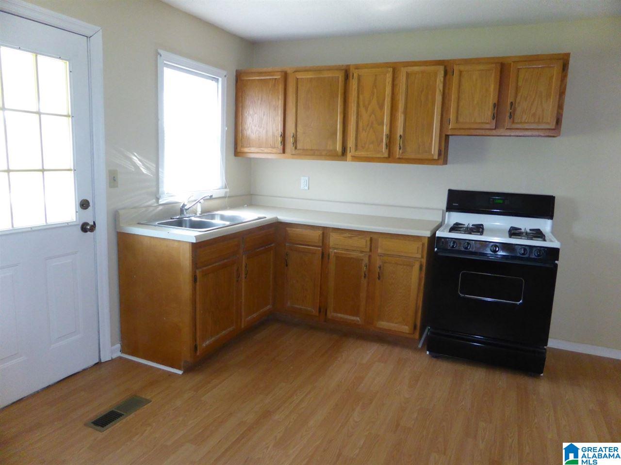 905 2nd Avenue South Pleasant Grove, AL 35127 - Photo 3 of 15