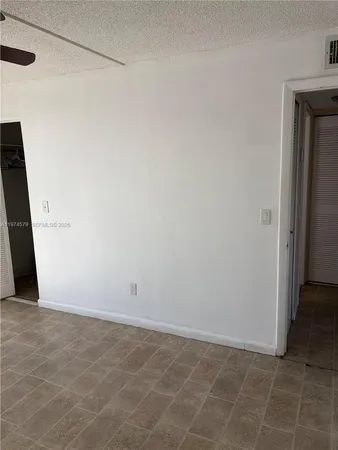 $1,700 | 1801 South Treasure Drive, Unit 511, North Bay Village, FL 33141