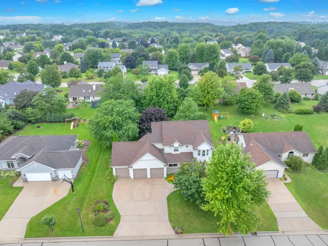 $575,000 | 142 Maple Drive, Plymouth, WI 53073