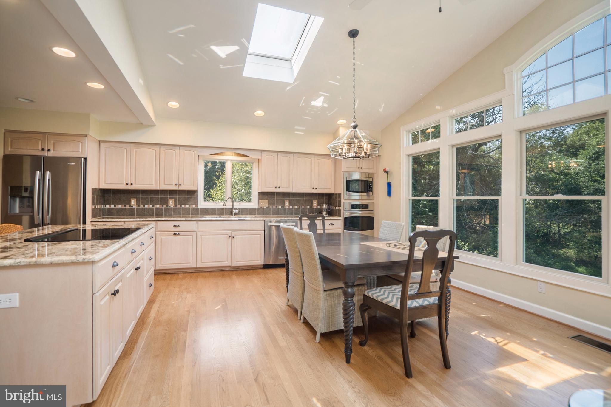 4313 Sir Walter Road Olney, MD 20832 - Photo 12 of 30 Kitchen