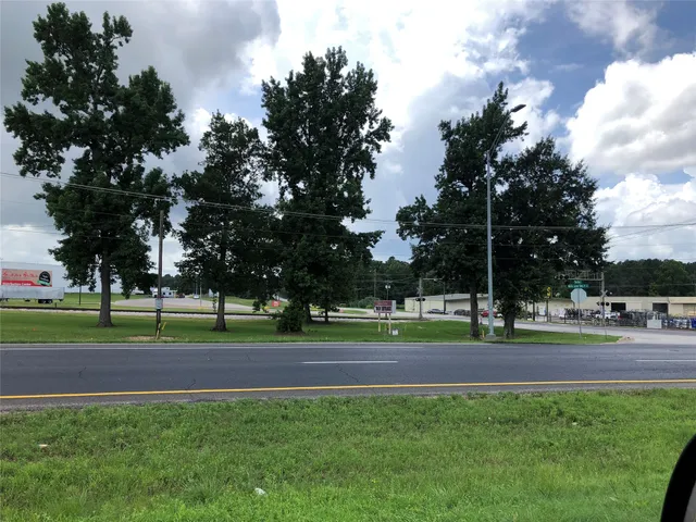 $1,100,000 | 2509 Martin Luther King Jr Boulevard, Lufkin, TX 75904