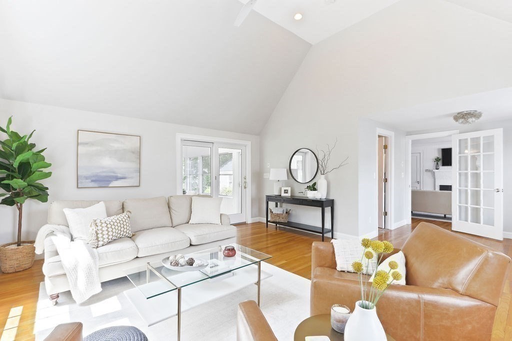 1097 Greendale Avenue Needham, MA 02492 - Photo 18 of 36 a living room with furniture and wooden floor