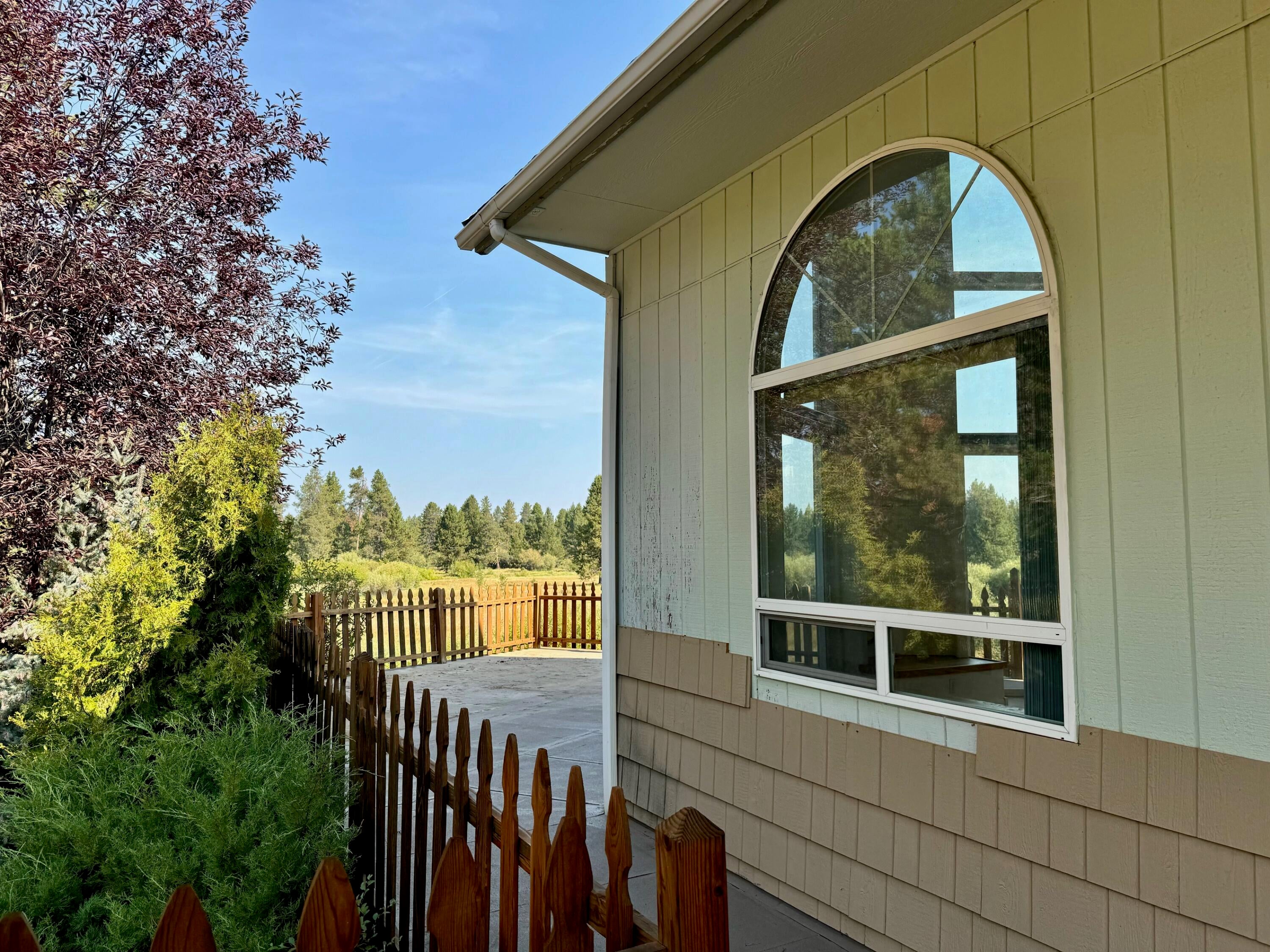 17364 Beaver Place Bend, OR 97707 - Photo 40 of 44 Wrap around deck